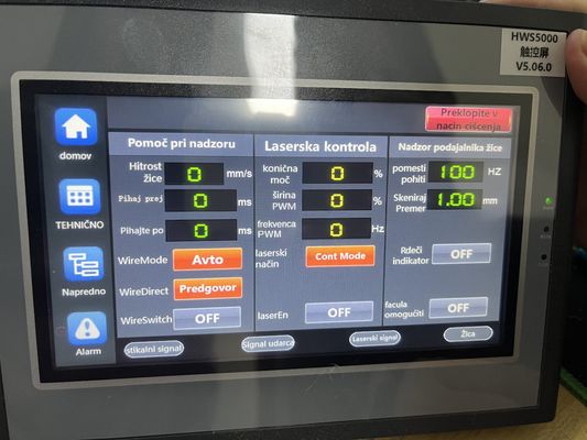Hoogvermogen 1000W/1500W/2000W/3000W glasvezellaserreinigingsmachine voor het verwijderen van metaalroest en milieuvriendelijke reinigingsoplossing