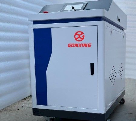 Schoon manier Niet-aanraakbare glasvezellaser reinigingsmachine voor metaal roest oppervlak verf verwijdering in voedsel en drank door GONXONG LASER