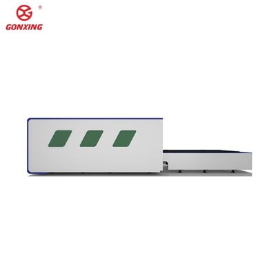 Industriële dubbele tafel 6000w lasersnijmachine voor plaatmetaal met 4-assige configuratie en Yaskawa servomotor