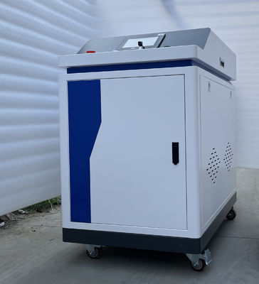 Huis 2000w 3000w Pulse Fiber Laser Reiniging Machine voor het reinigen van roestoppervlak op metalen oppervlakken door Au3tech Control System