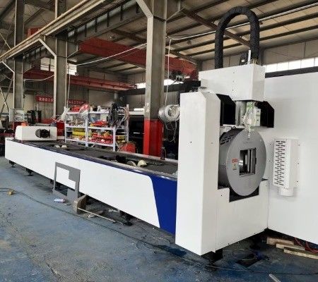 GONXING 3d Auto Focus Pipe Tube Steel Metal Laser Cutting CNC Machine met YYC-Taiwan Gear Rack Snijdikte 20 mm