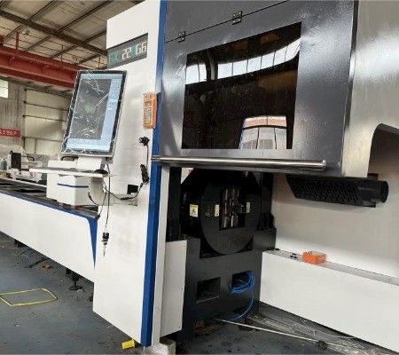 GONXING 3d Auto Focus Pipe Tube Steel Metal Laser Cutting CNC Machine met YYC-Taiwan Gear Rack Snijdikte 20 mm