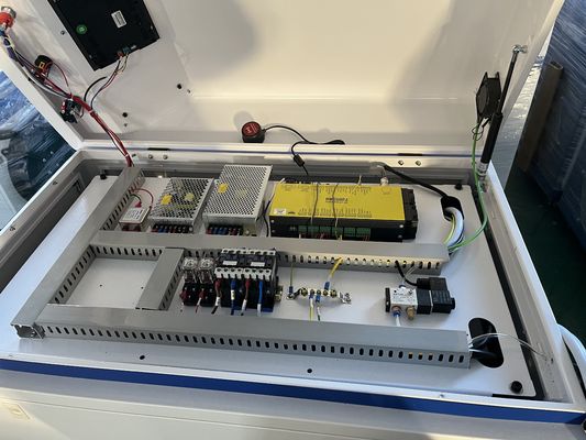 Home 1480*780*1290mm Glasvezel Laser Reinigingsmachine voor staal Aluminium gegalvaniseerd plaat Krachtig 1000W/2000W/1500W/3000W