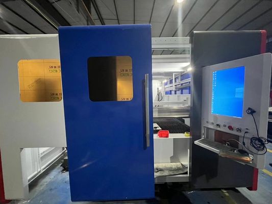 Automatische GONXING MetalFab-vezellasersnijmachine met Schneider Electric-France-componenten en ondersteunend LAS-grafisch formaat