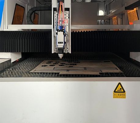 Schneider Electric-Frankrijk Lasersnijmachine GONXING Beste metaalsnijmachine voor relais van aluminium-koolstof-roestvrij staal