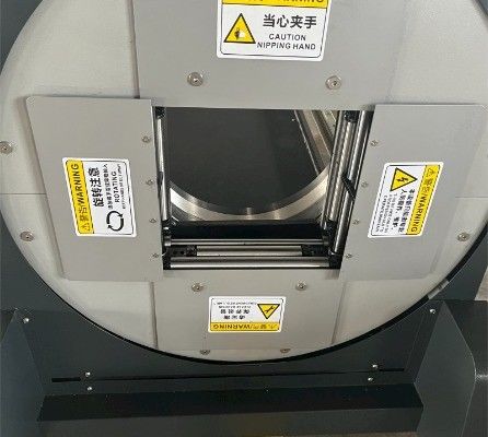 Gemakkelijke werking HIWIN Metal Plate Laser Cut Machine voor het verwerken van gegalvaniseerde plaat en aluminium productie-installatie