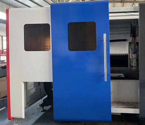 CYPCUT/RAYTOOLS besturingssysteem Super Steel Fiber Laser Cutter 1000W 2000W 3000W 4000W voor metaalplaat 1500*3000 mm Vermogen