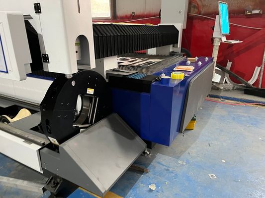 HIWIN Guiderail 1500w/2000w/3000w CNC Ja Werkwijze Continuous Wave Plate and Tube Cutter door MAX/RAYCUS Laser Source
