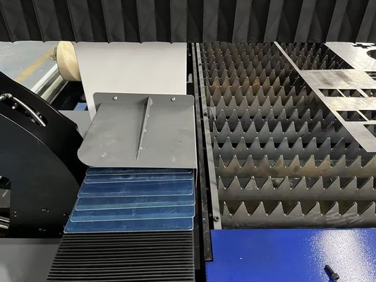 Volledige gesloten 1500W-6000W metalen vezel laser snijmachine voor roestvrij staal koolstofstaal aluminium IPG Max Raycus BOCI