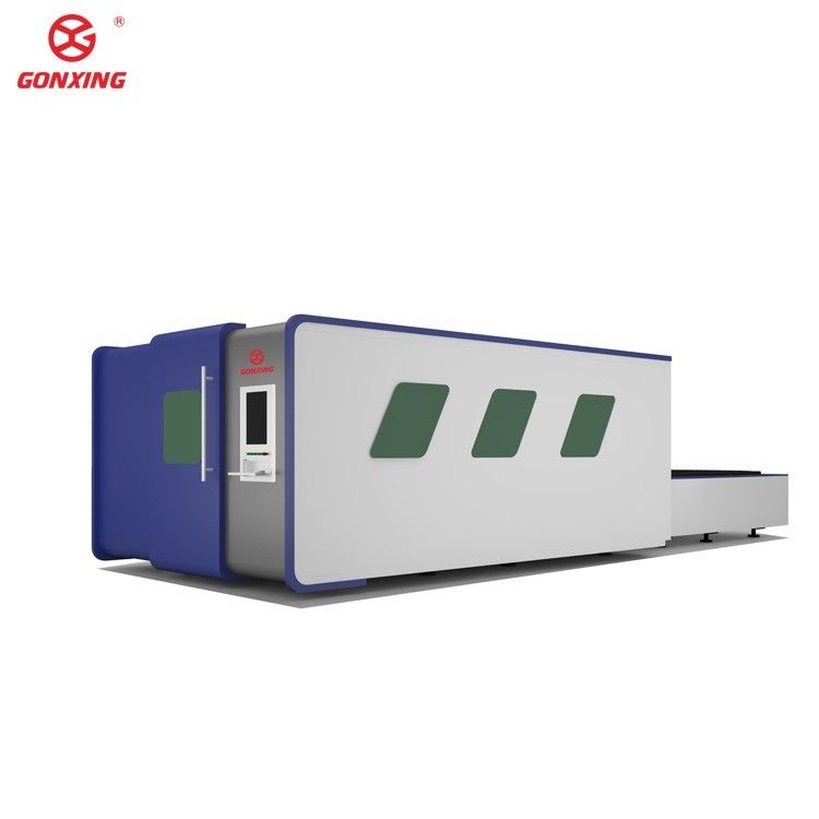 Industriële dubbele tafel 6000w lasersnijmachine voor plaatmetaal met 4-assige configuratie en Yaskawa servomotor